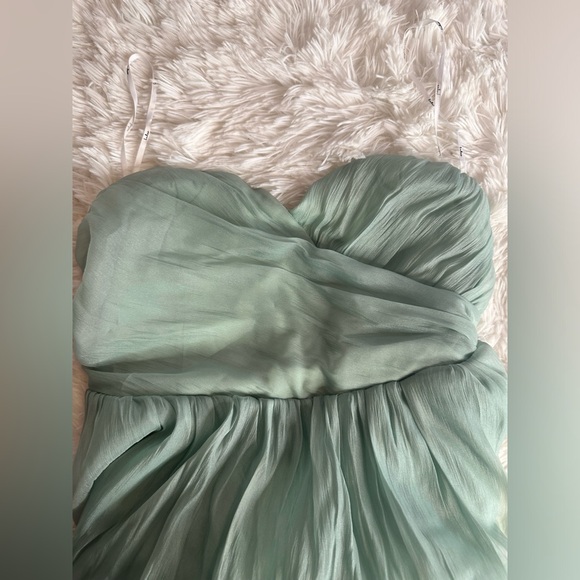 Lulu’s Fairy-tail Sage Green Organza Strapless A-Line Midi Dress Size M. NWT. - Picture 7 of 7